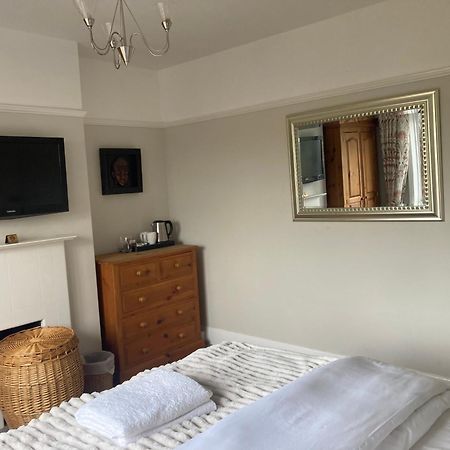 Abi B&B Cliftonville Bagian luar foto
