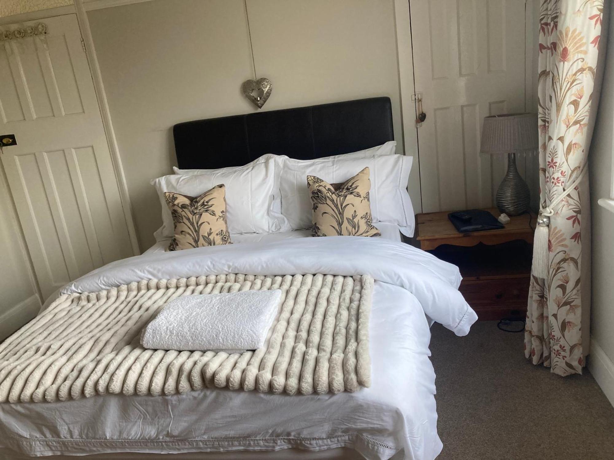 Abi B&B Cliftonville Bagian luar foto
